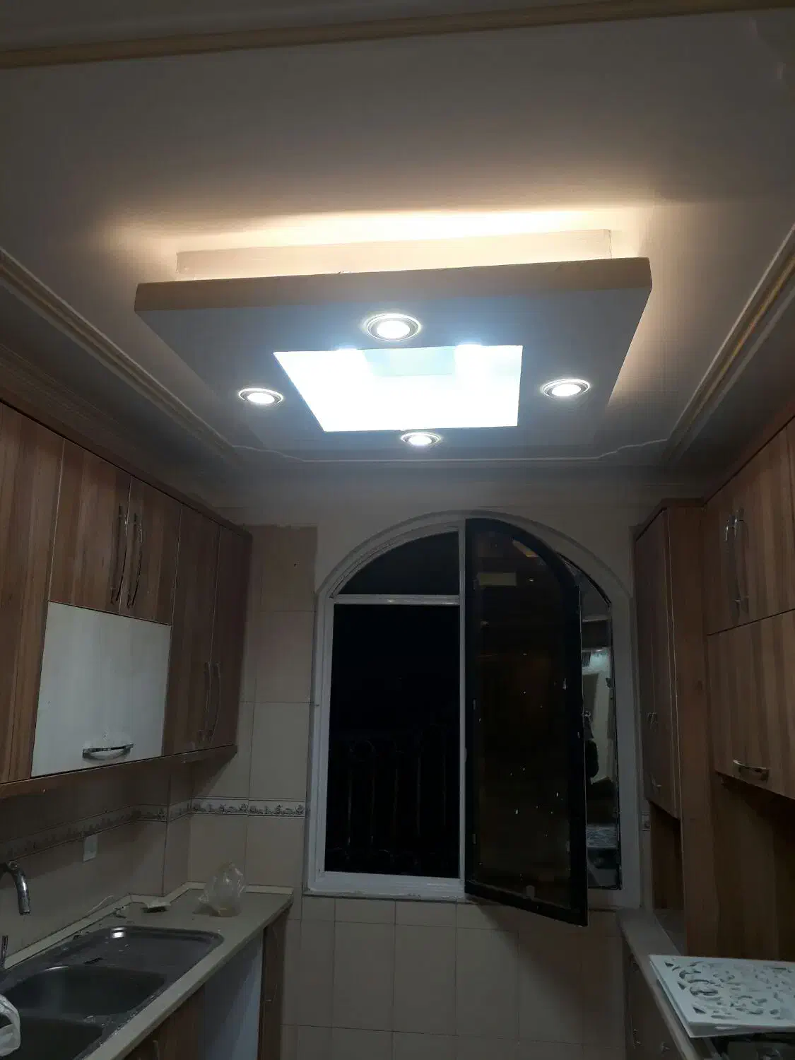 برقکار *برق کار کلیه کار های برقی *تک فاز|خدمات پیشه و مهارت|تهران, امام حسین|دیوار