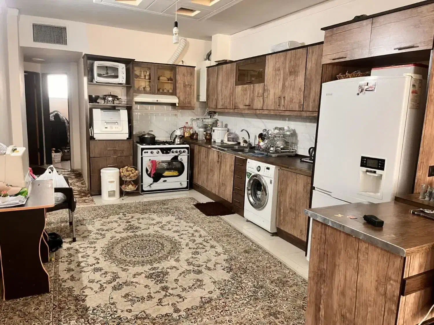 آپارتمان ۱۱۰ متری طبقه سوم مجد ۲۱|اجارهٔ آپارتمان|مشهد, سعد آباد|دیوار