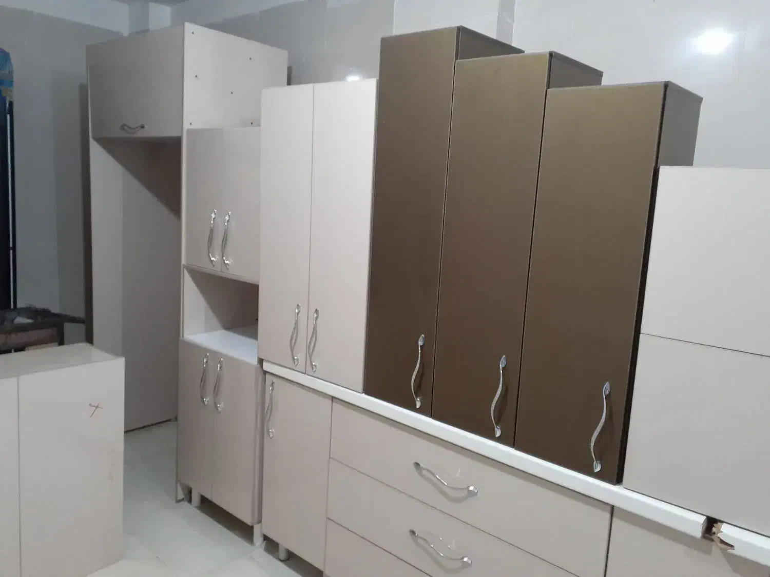 کابینت|مصالح و تجهیزات ساختمان|قیدار, |دیوار