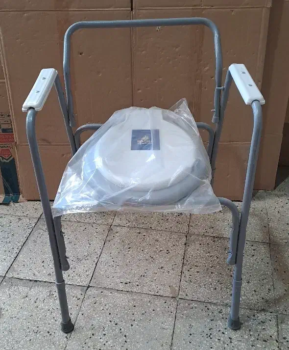 توالت فرنگی مبله تاشو زیر قیمت|لوازم سرویس بهداشتی|خاوران, |دیوار