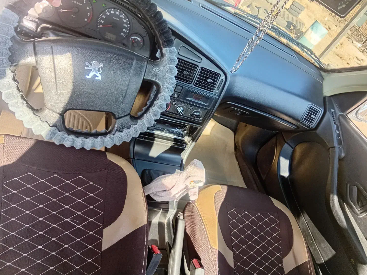 پژو ۴۰۵|خودرو سواری و وانت|سرچهان, |دیوار