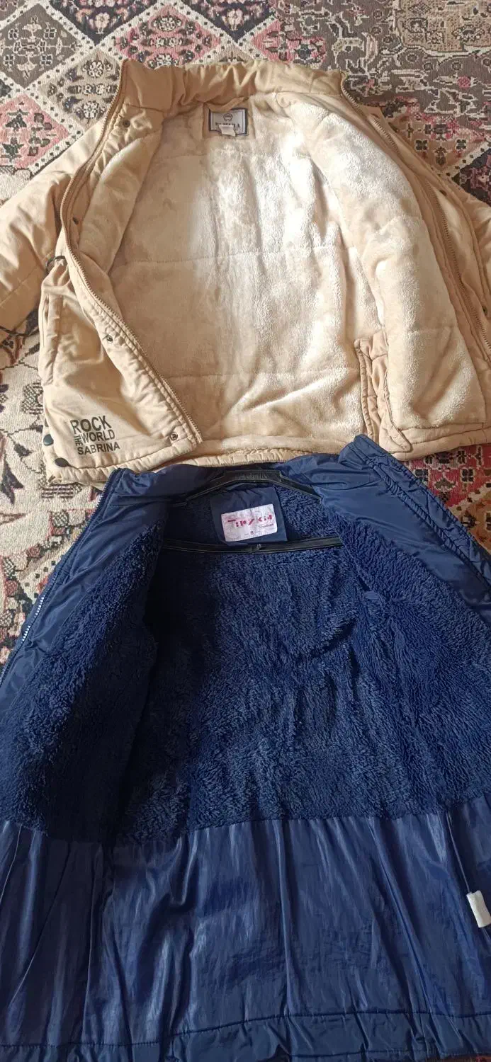 کاپشن دخترونه دوتا باهم ۶۰۰ تومان|لباس|سنگر, |دیوار