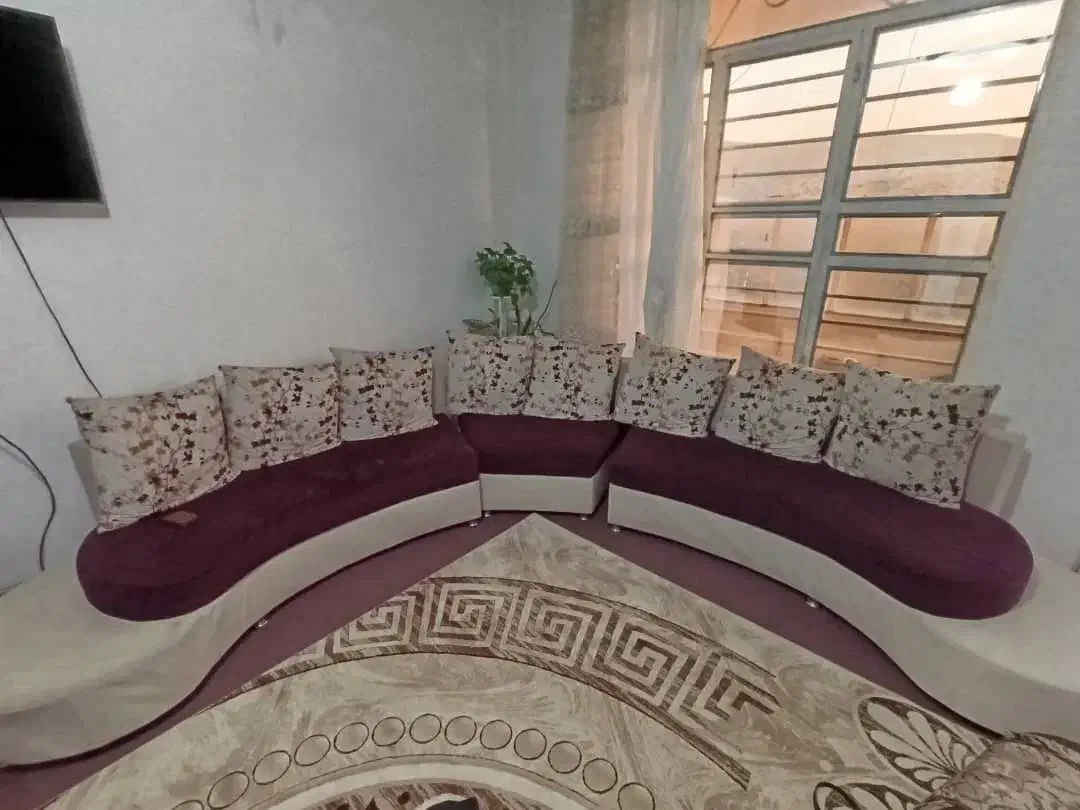 مبل کارکرده|مبلمان خانگی و میز عسلی|شیراز, دلجو|دیوار