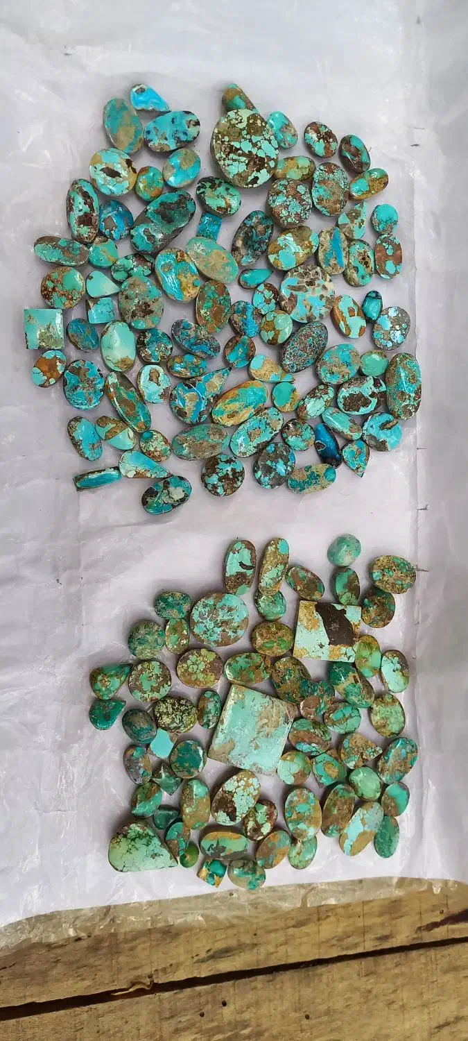 گنج آبی نیشابوری|جواهرات|ساری, |دیوار