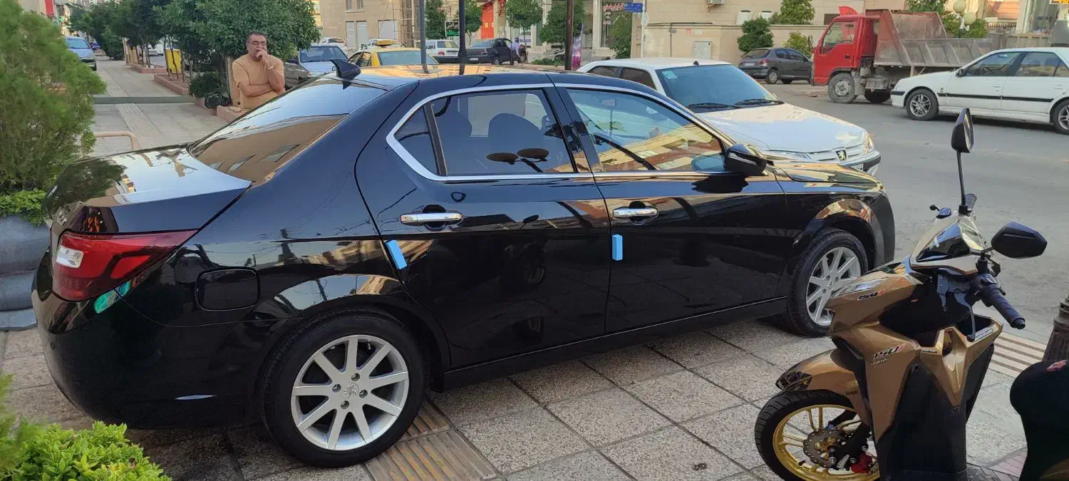 دنا پلاس 5دنده|خودرو سواری و وانت|شیراز, امام حسین|دیوار