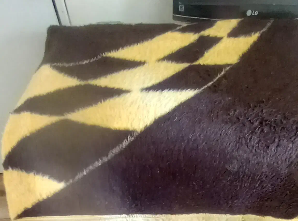 پتو دو نفره|رختخواب، بالش، پتو|تبریز, |دیوار