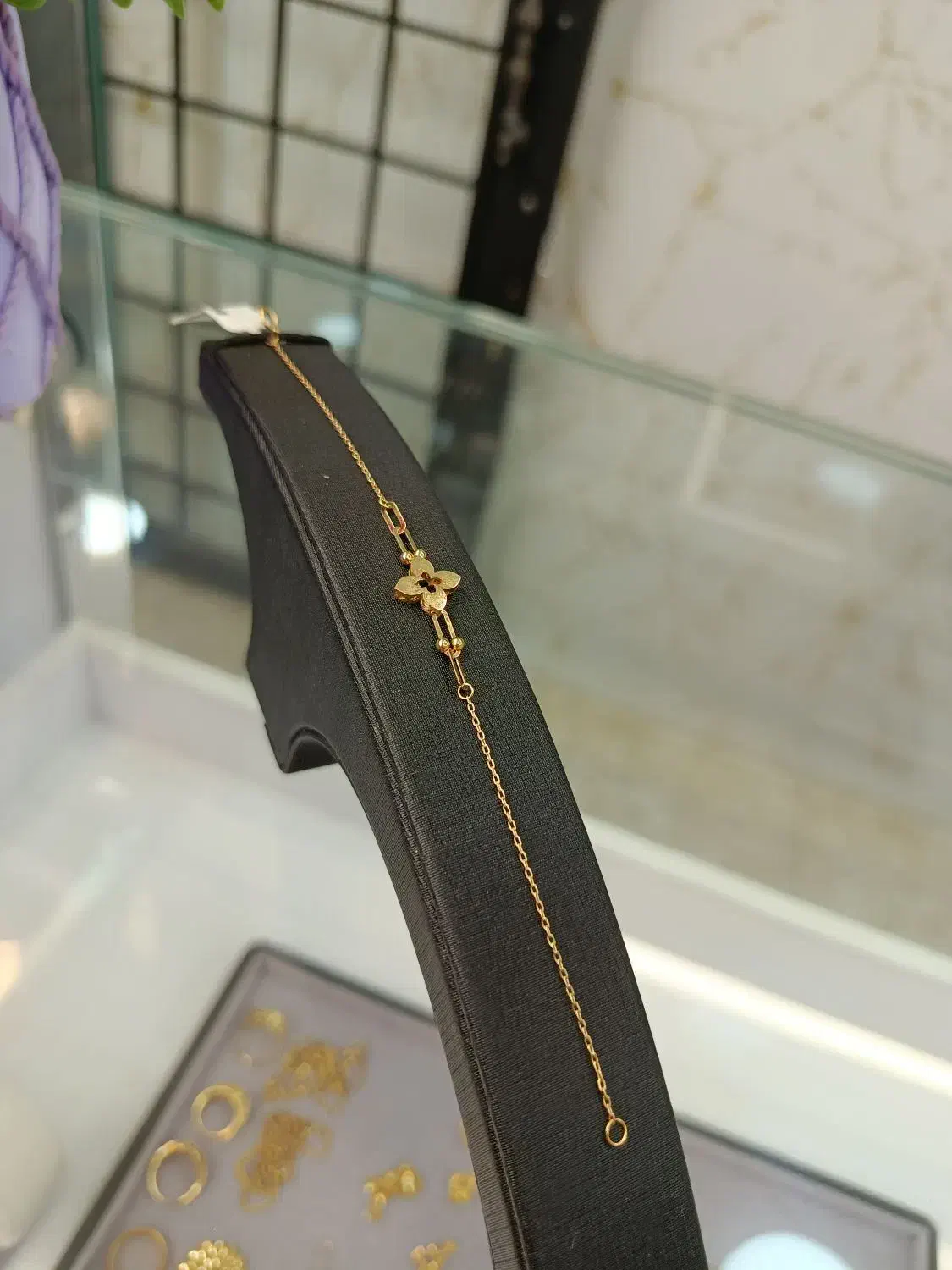 دستبند مینیمال شیک و زیبا|جواهرات|خمینی‌شهر, |دیوار