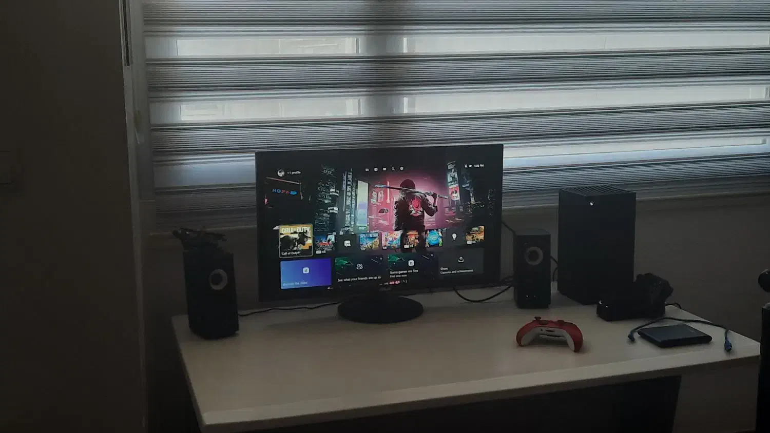 میز کامیپوتر ابعاد ( 73 × 75 × 130 )|میز تحریر و کامپیوتر|بروجرد, |دیوار