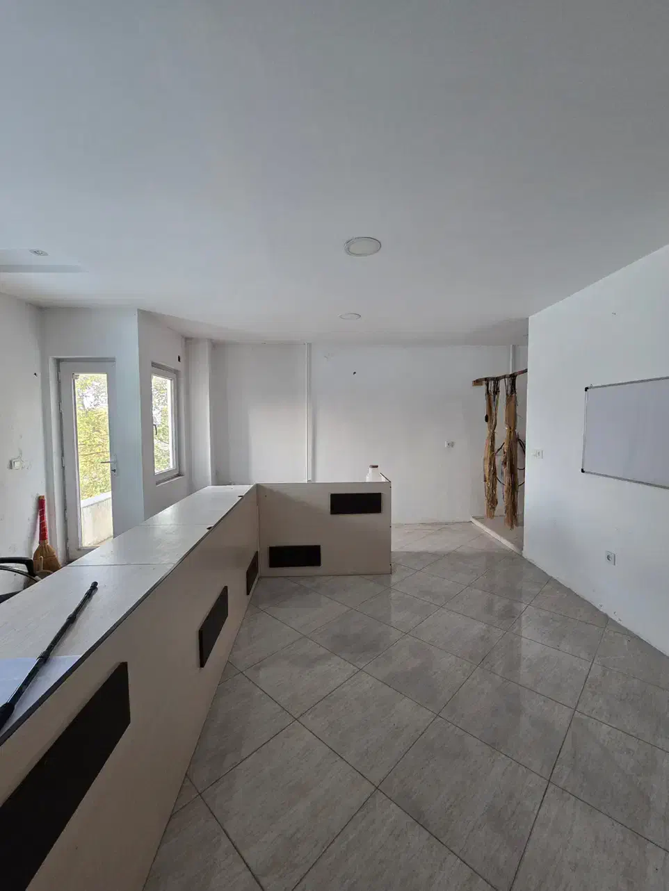 اجاره دفتر اداری تجاری ۴۰متری شهر رویان|اجارهٔ دفتر کار، اتاق اداری، مطب|رویان, |دیوار