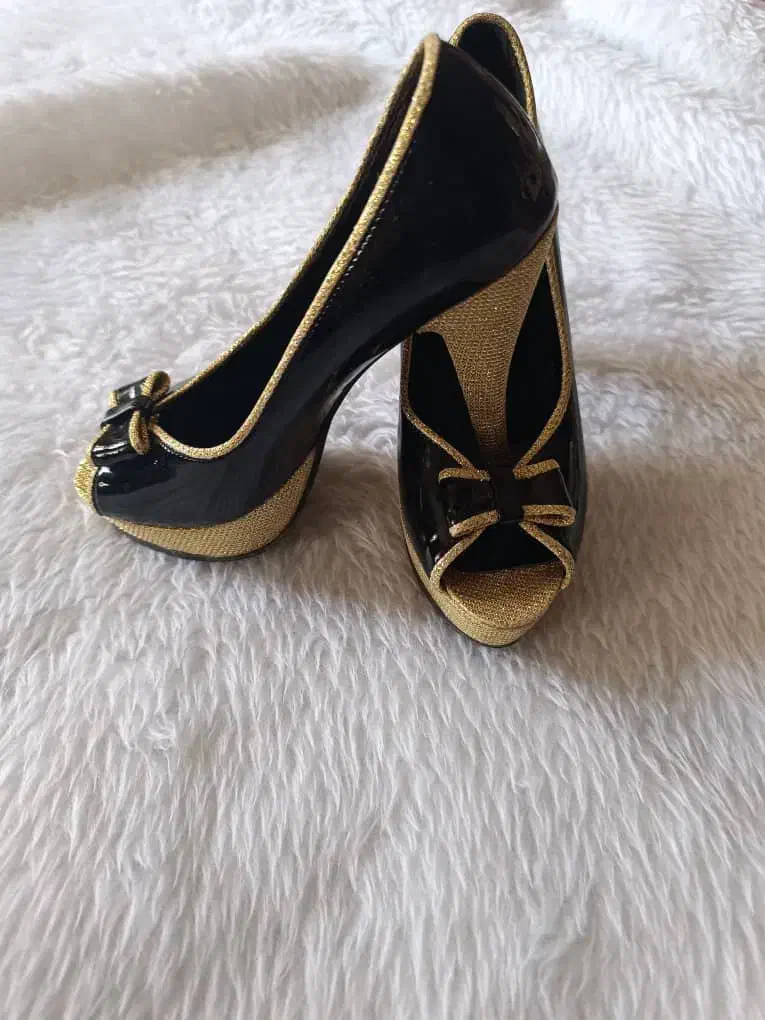 زنانه|کیف، کفش، کمربند|کازرون, |دیوار