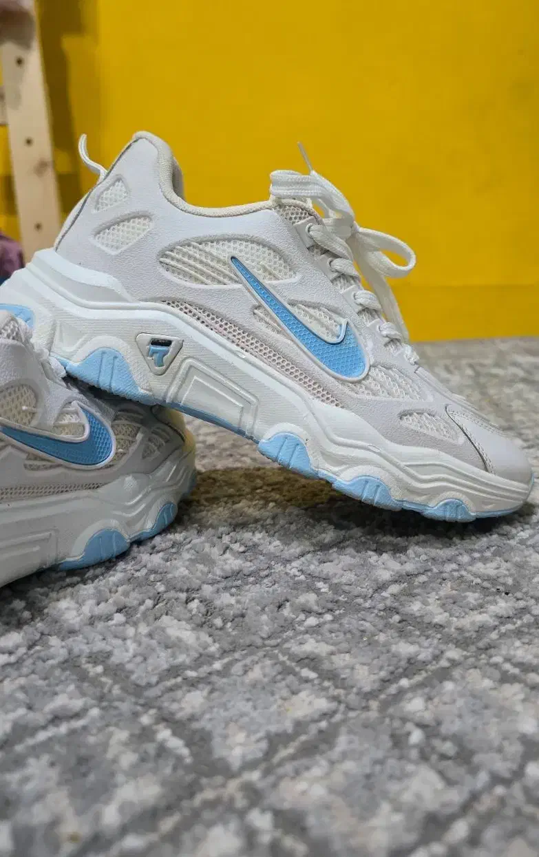 کتونی اسپرت سایز 37،36|کیف، کفش، کمربند|کرمان, |دیوار