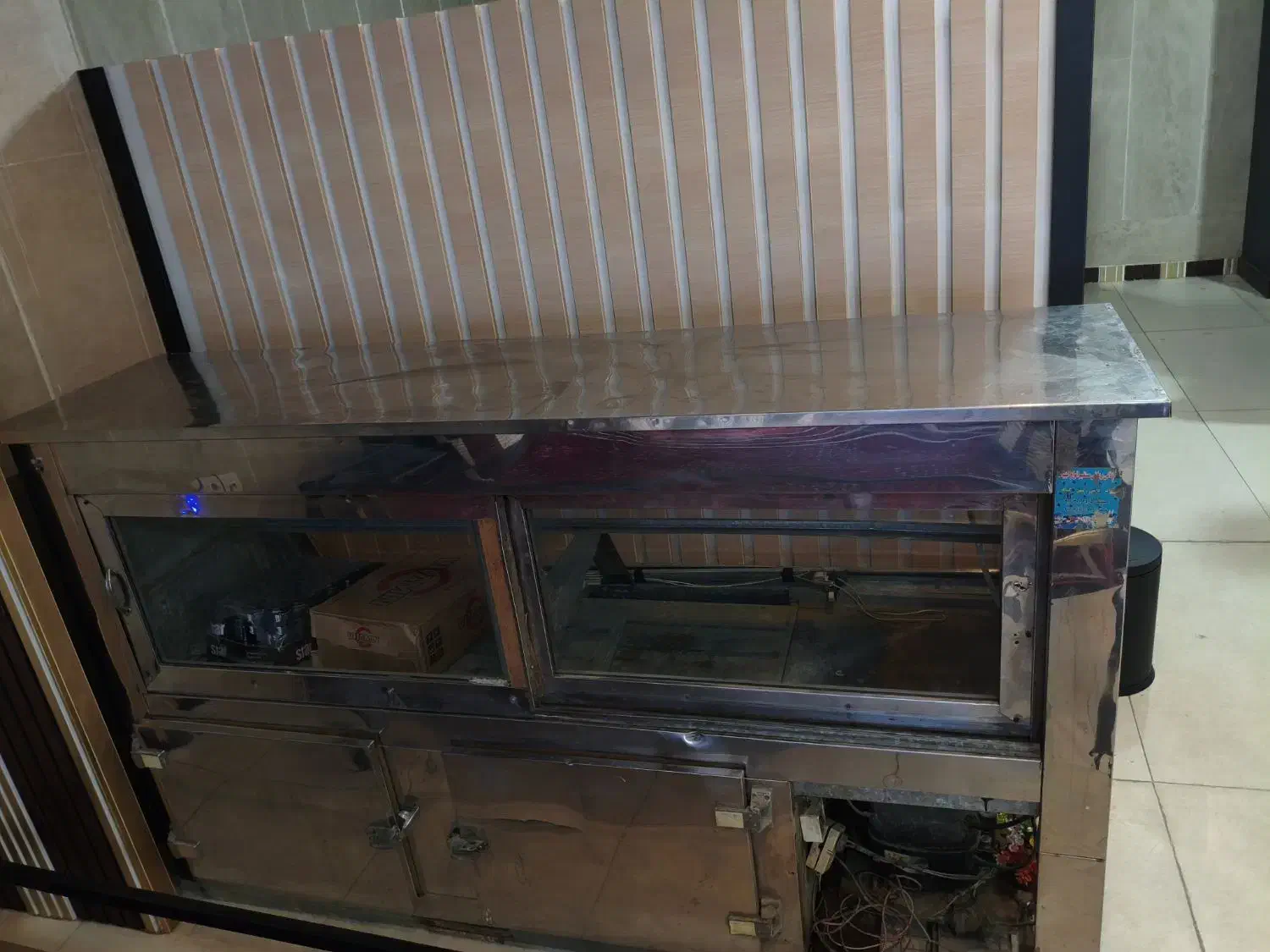 یخچال ویترینی|یخچال و فریزر|اشتهارد, |دیوار