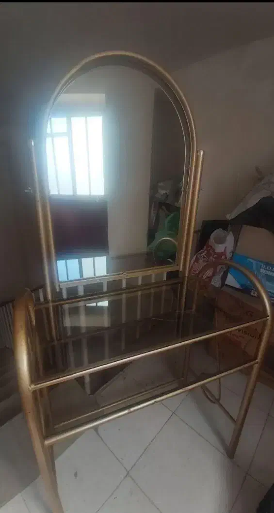 میز ارایش فرفورژه|بوفه، ویترین، کنسول|شهرکرد, |دیوار