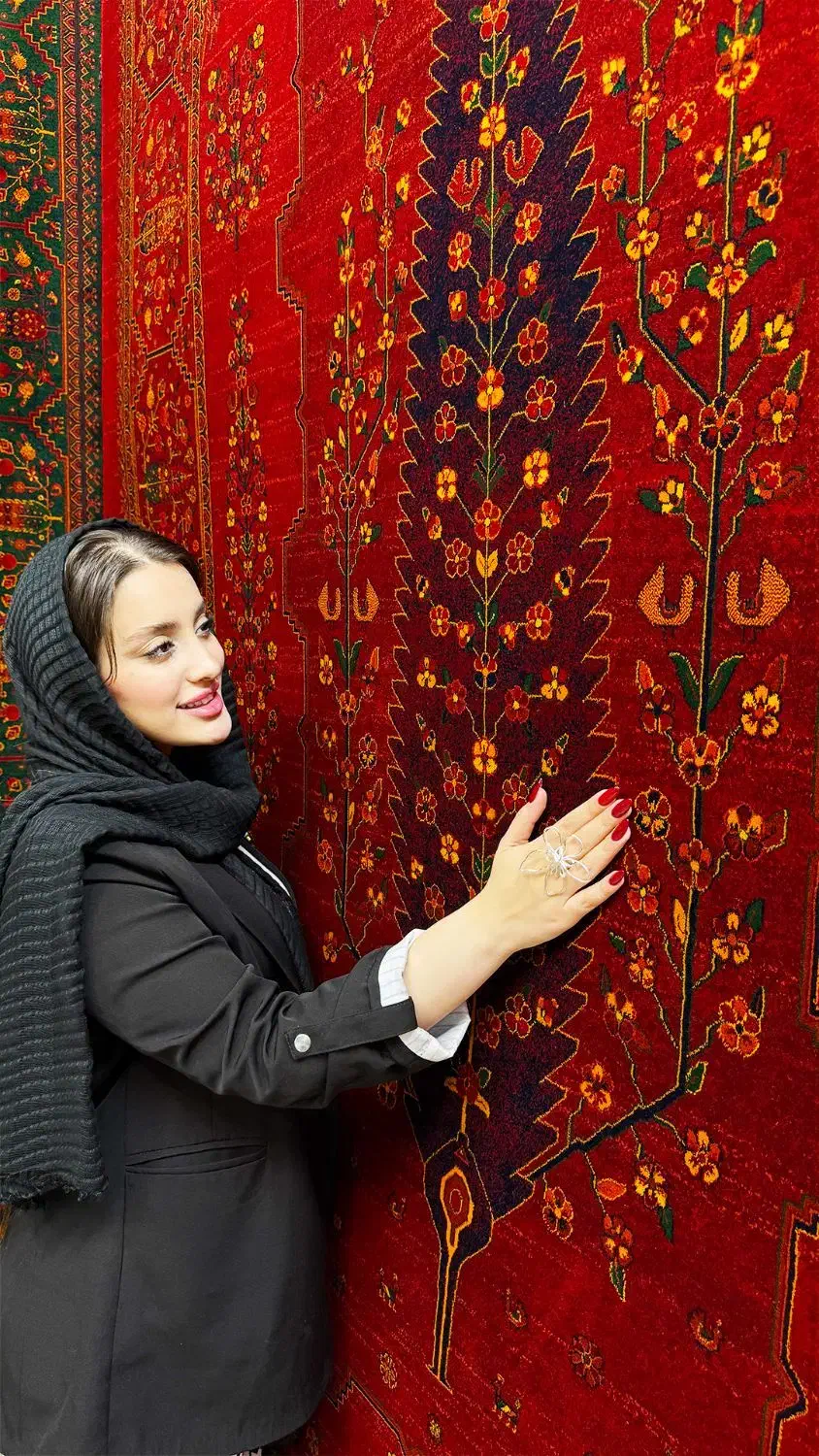 فرش سرو باستان در دو رنگبندی موجود شد۱۲و۹و۶ متری|فرش|قم, باجک دو|دیوار