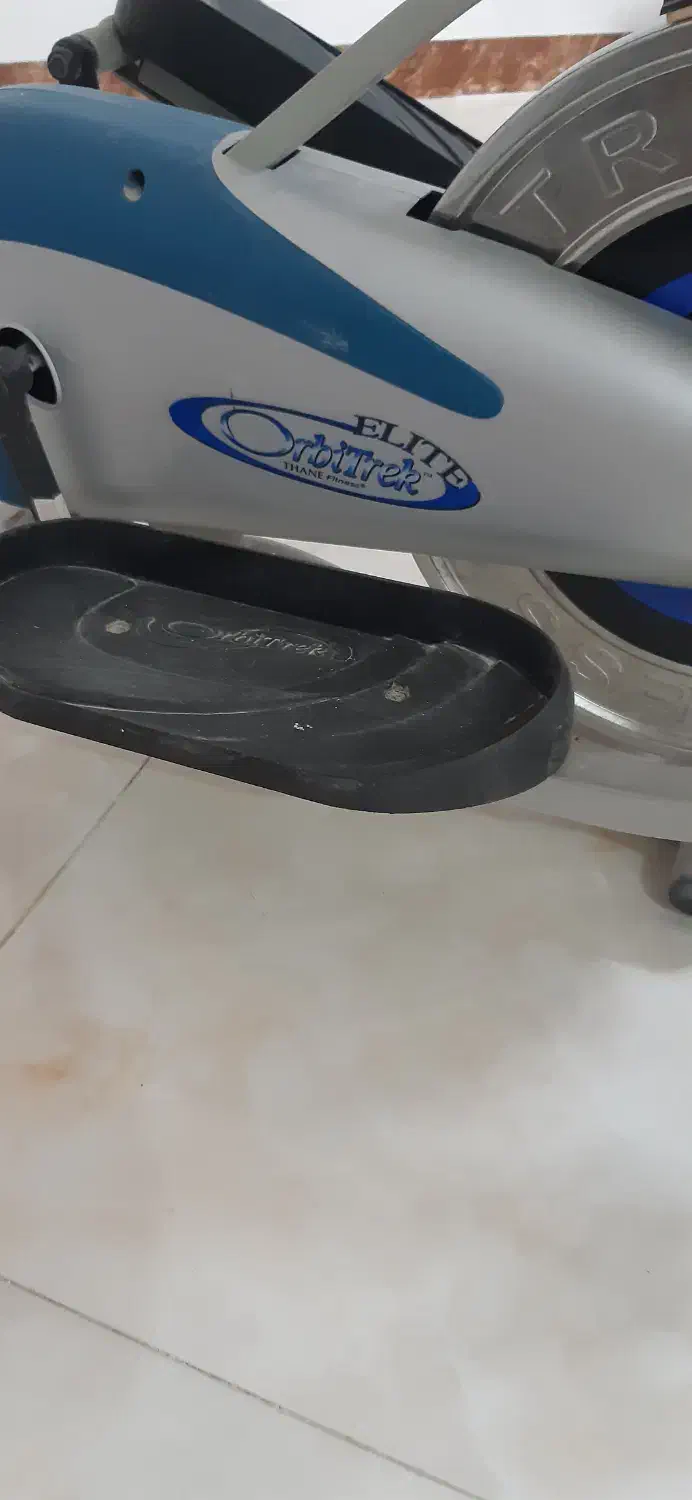 دوچرخه ثابت یا اسکی فضایی محکم در حد نو|تجهیزات ورزشی|رشت, رودباری|دیوار