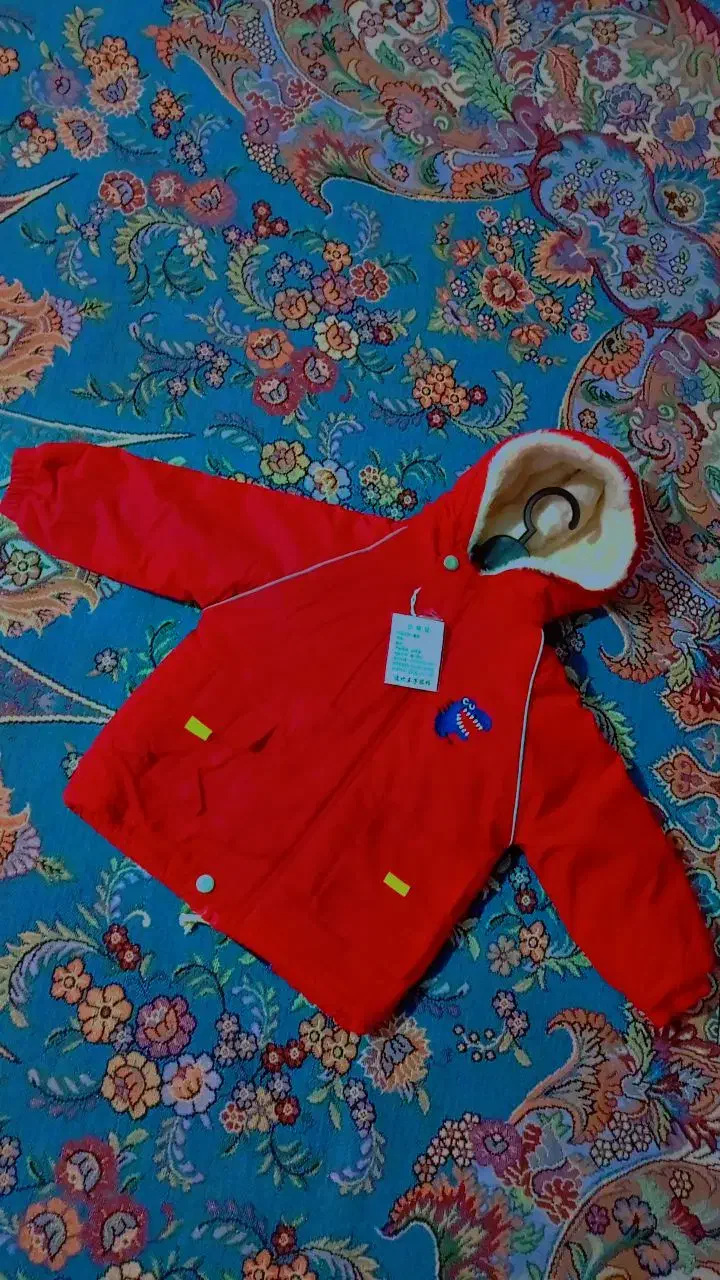 کاپشن کودکانه نو نومناسب ۲ تا پنج سال|کفش و لباس بچه|سرخنکلاته, |دیوار