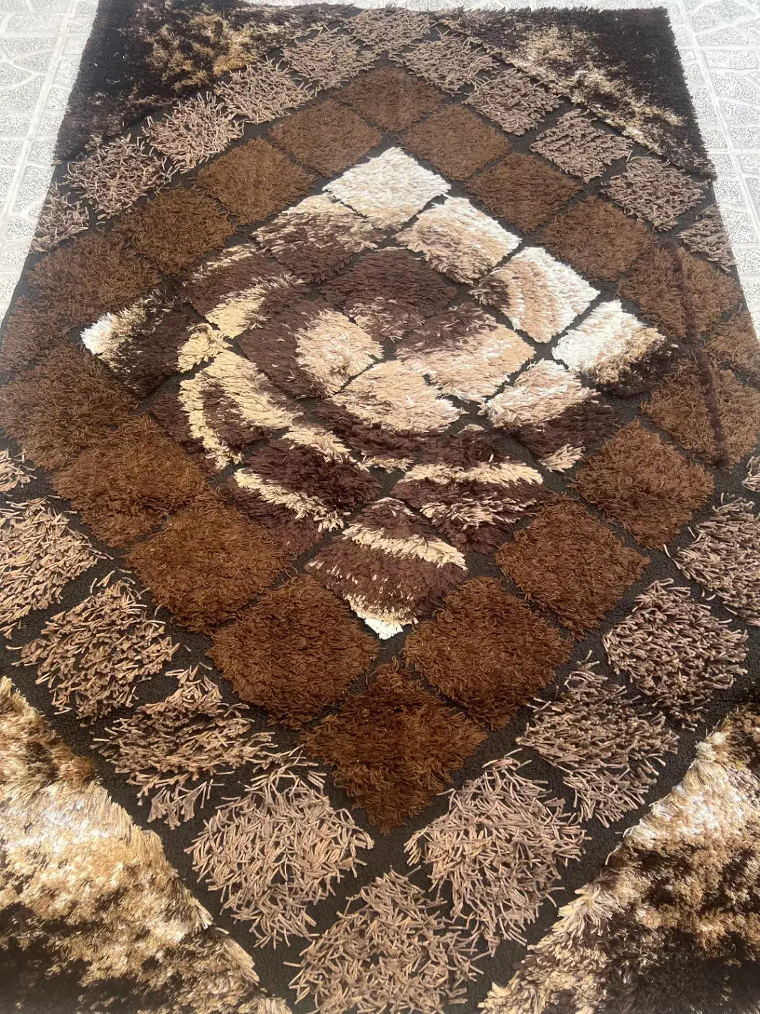 قالیچه|فرش|ورامین, ورامین|دیوار