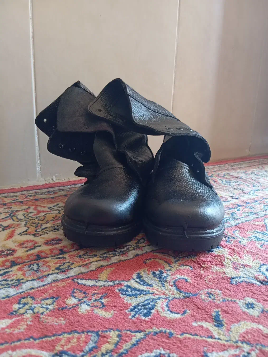 پوتین سربازی سایز42|کیف، کفش، کمربند|جهرم, |دیوار