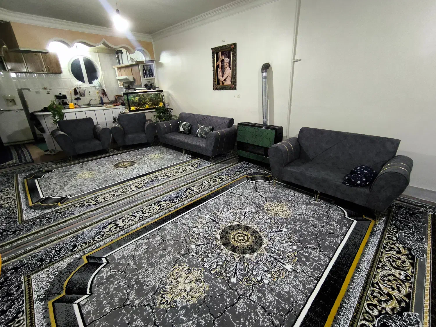 مبل هفت نفره|مبلمان خانگی و میز عسلی|اصفهان, کساره|دیوار