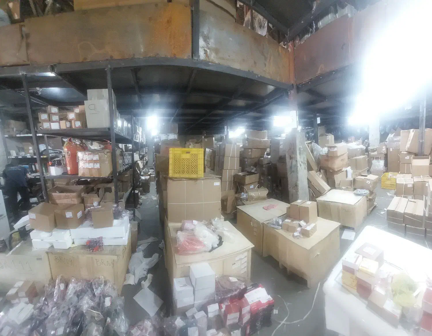 کارگر ساده با ناهار همراه با آموزش شغل لوازم یدکی|استخدام خدمات فروشگاه و رستوران|ری, جوانمرد قصاب|دیوار