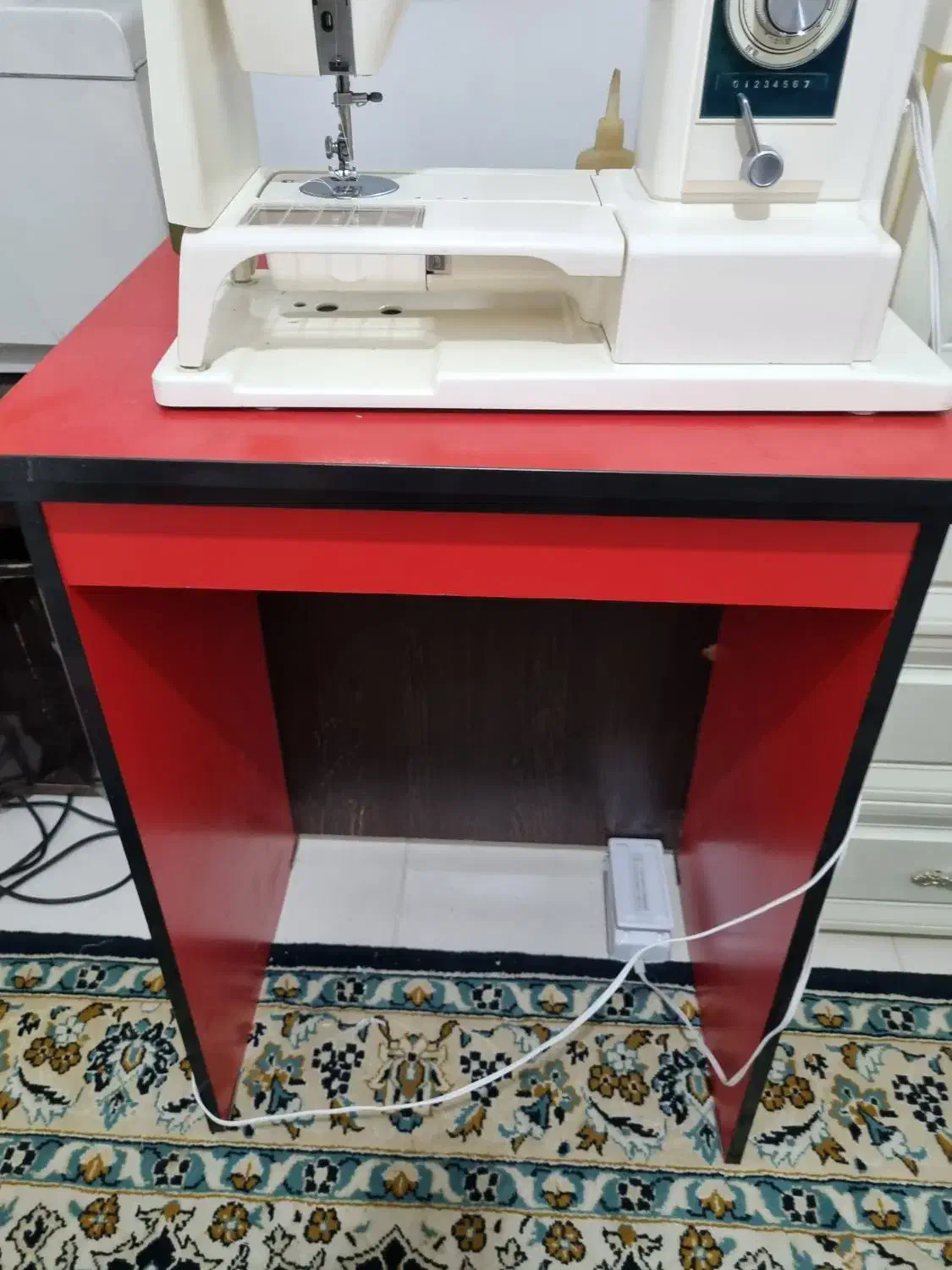 میز چرخ|لوازم خیاطی و بافتنی|مشهد, کوشش|دیوار