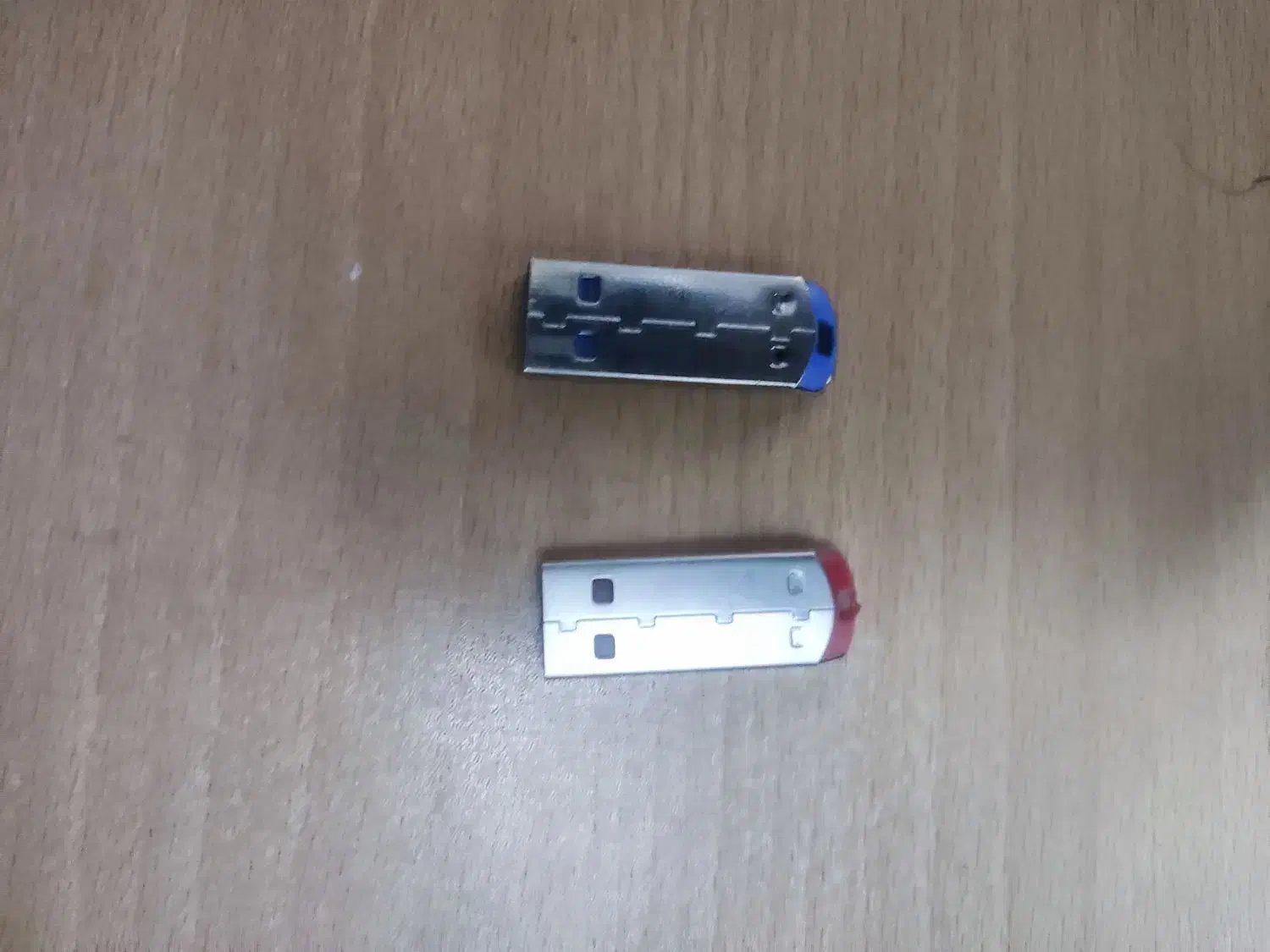 فلش 32 و 16|لوازم جانبی موبایل و تبلت|یزد, |دیوار