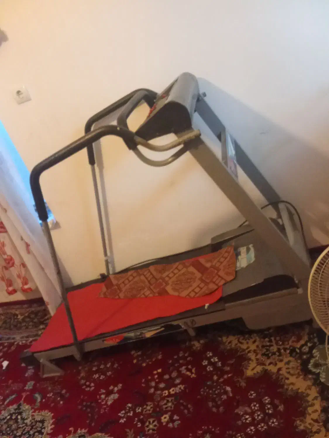 تردمیل. فوری|تجهیزات ورزشی|شازند, |دیوار