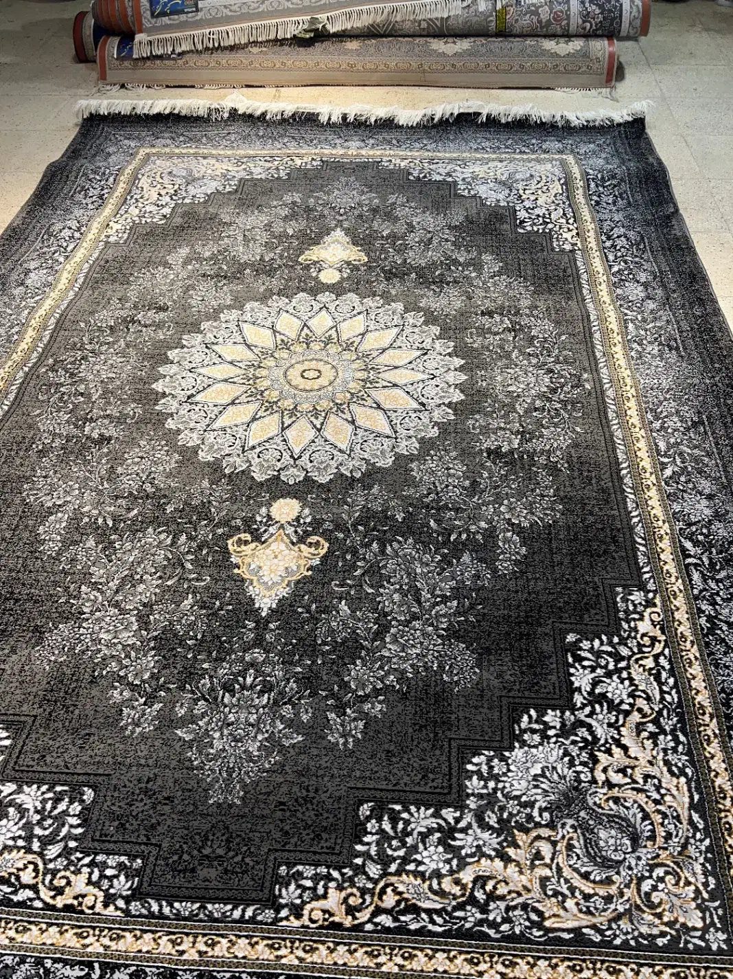 فرش یکتا دودی نونو اک|فرش|اراک, |دیوار