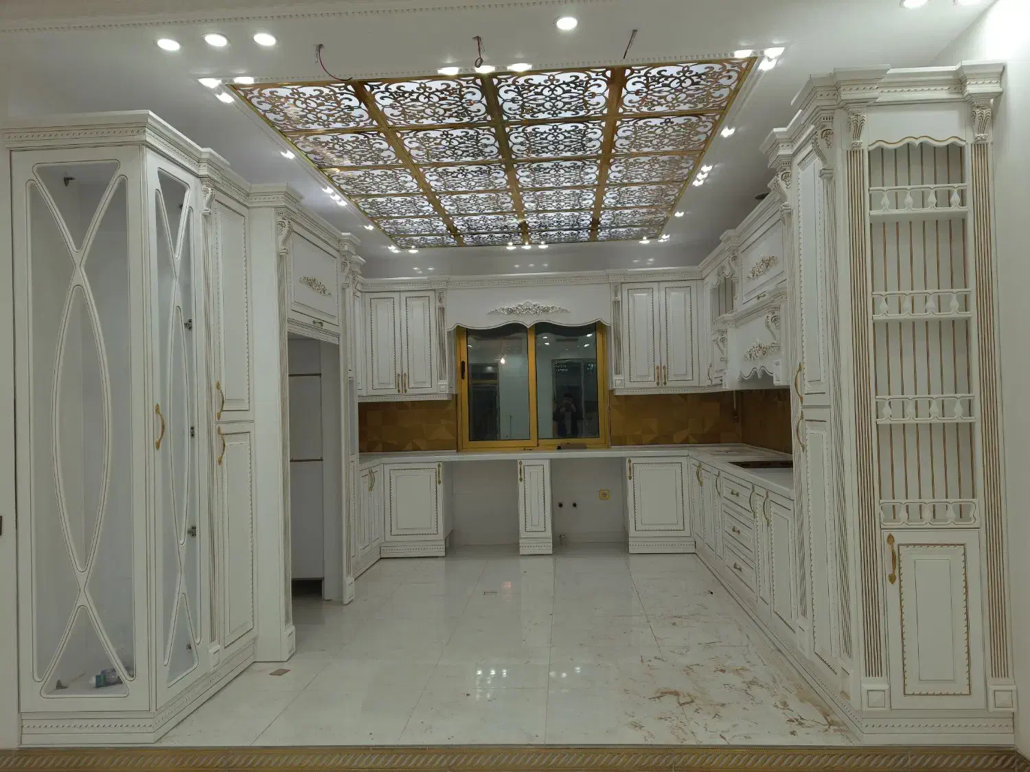 ساخت و نصب انواع کابینت و کمد|خدمات پیشه و مهارت|کرمانشاه, |دیوار