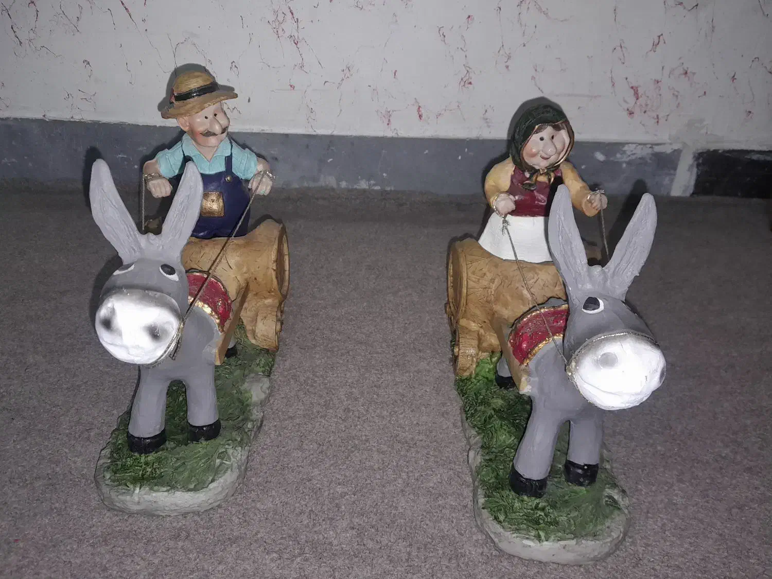 مجسمه|مجسمه، تندیس، ماکت|مسجد سلیمان, |دیوار