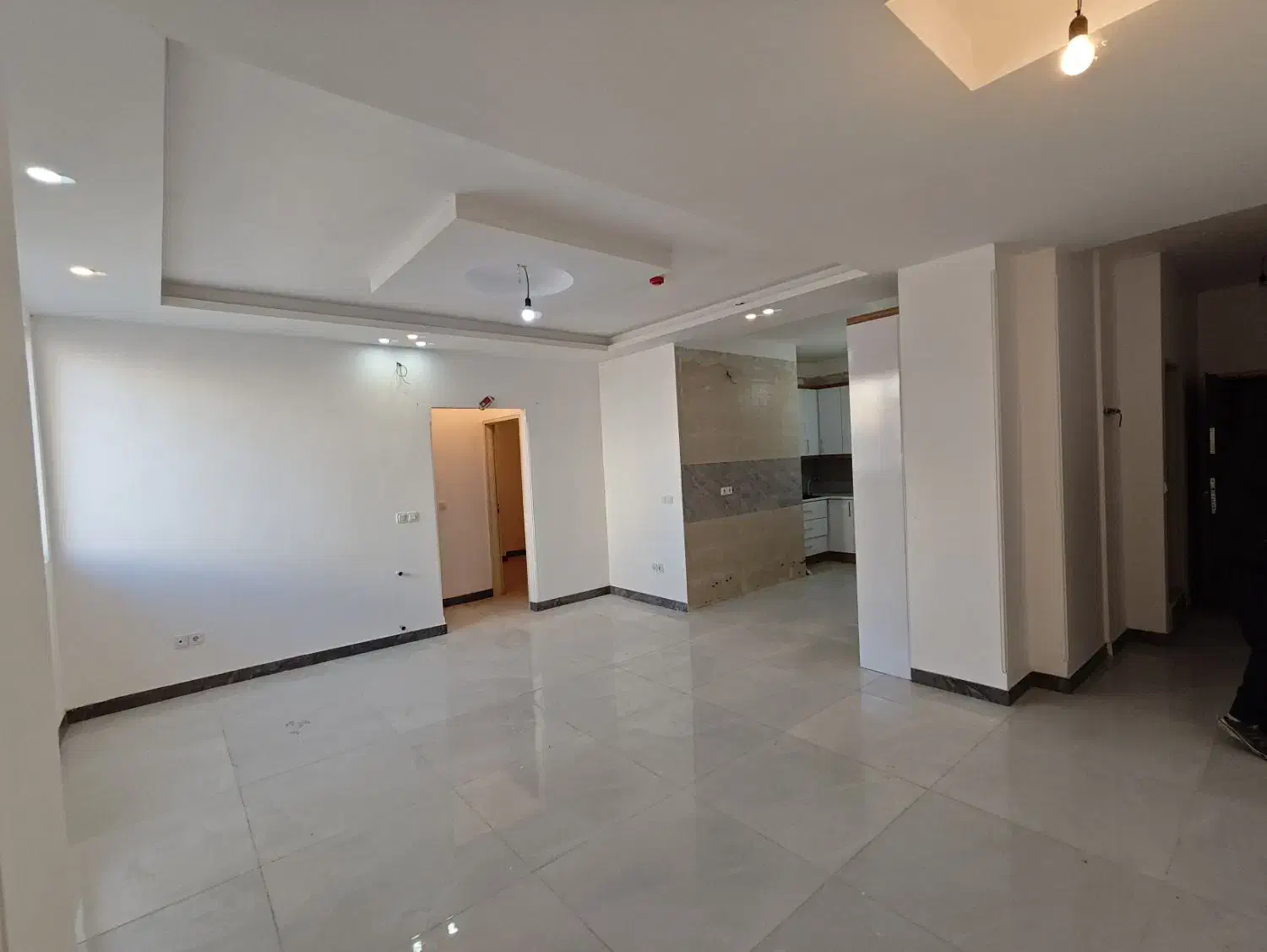 اجاره آپارتمان کلیدنخورده ایثارگران۳۱ قابل تبدیل|اجارهٔ آپارتمان|ساوه, |دیوار