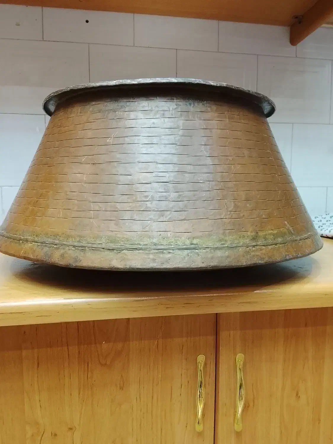 دیگ مسی|ظروف پخت‌وپز|اردبیل, |دیوار