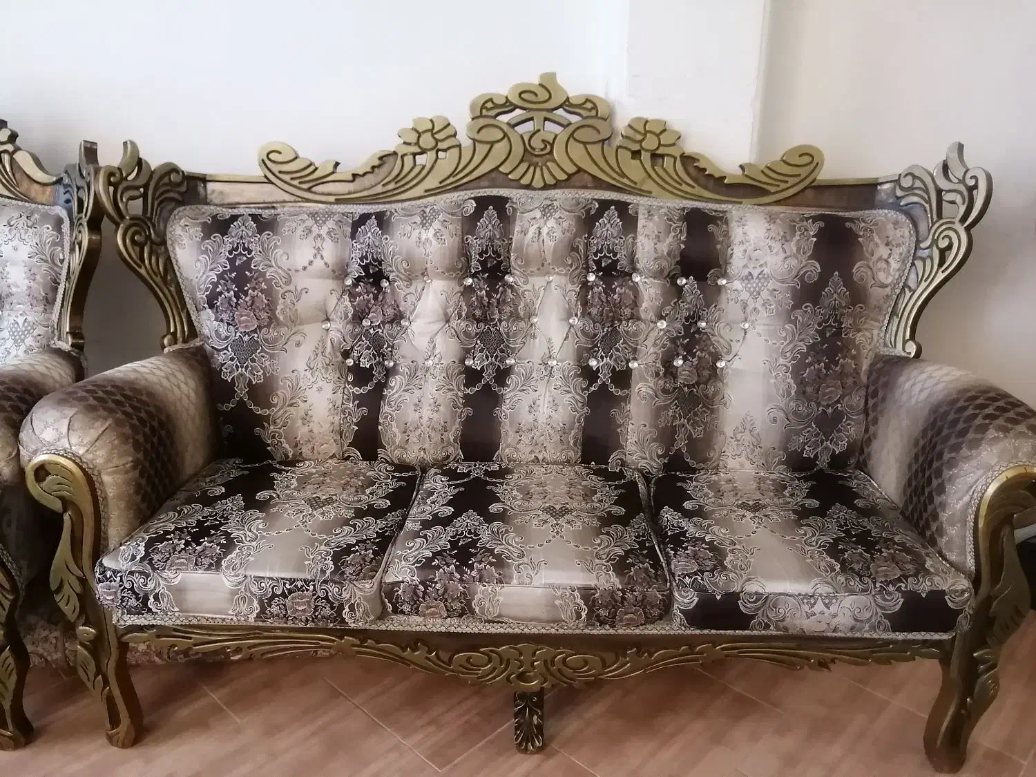 مبل|مبلمان خانگی و میز عسلی|رشت, جهاد|دیوار