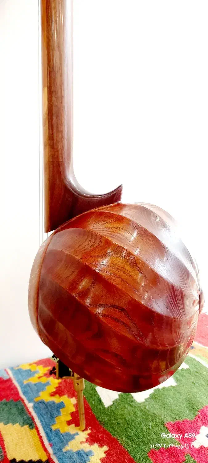 کمانچه|سازهای سنتی|شیراز, گویم|دیوار