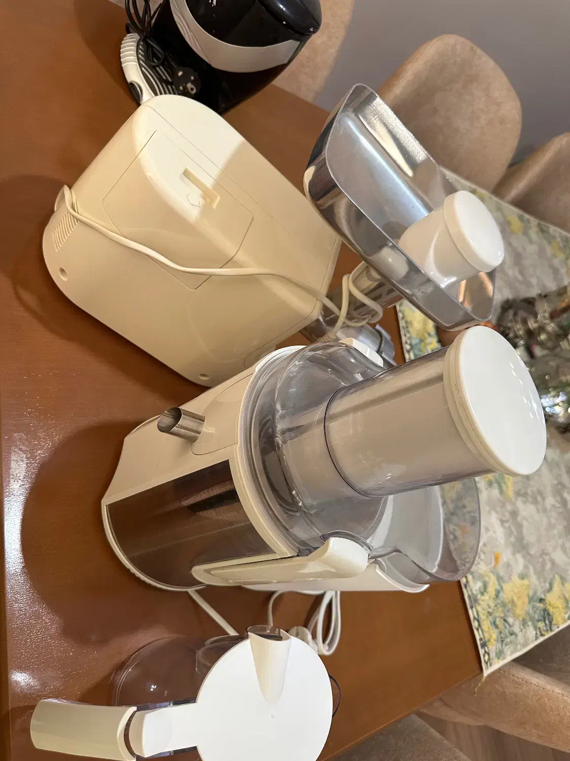 آبمیوه گیری و چرخ گوشت مارک بلک اند دکر امریکایی|آبمیوهگیر و آبمرکباتگیر|سمنان, |دیوار