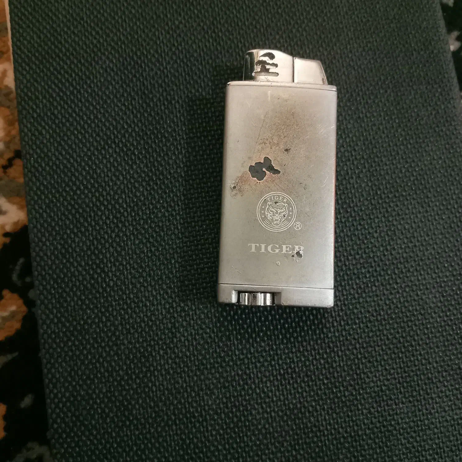 فندک کوهنوردی کلکسیونی|کلکسیون اشیاء عتیقه|همدان, |دیوار