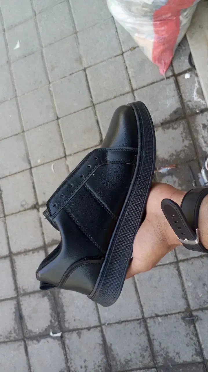 بوت،نیم بوت کتونی چرم صنعتی دوردست دوز|کیف، کفش، کمربند|مشهد, هنرور|دیوار