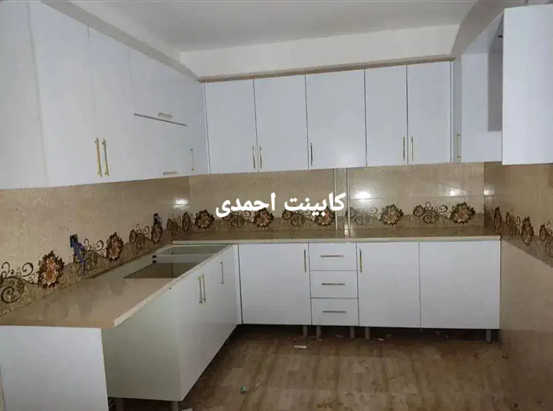 کابینت پله‌ای و ساده موجود در نمایشگاه کد ۴۴۶۸|مصالح و تجهیزات ساختمان|بندر انزلی, انقلاب|دیوار