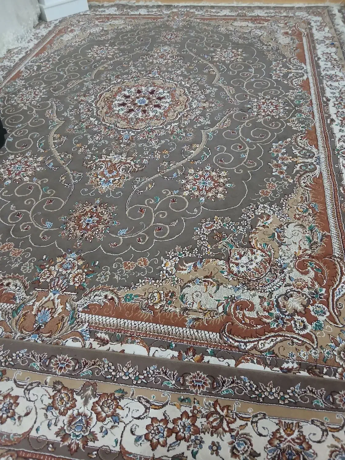 گازآکبند ویک تخته فرش ۹متری فرش ۳۵۰۰اجاق ۷م|فرش|پلدختر, |دیوار