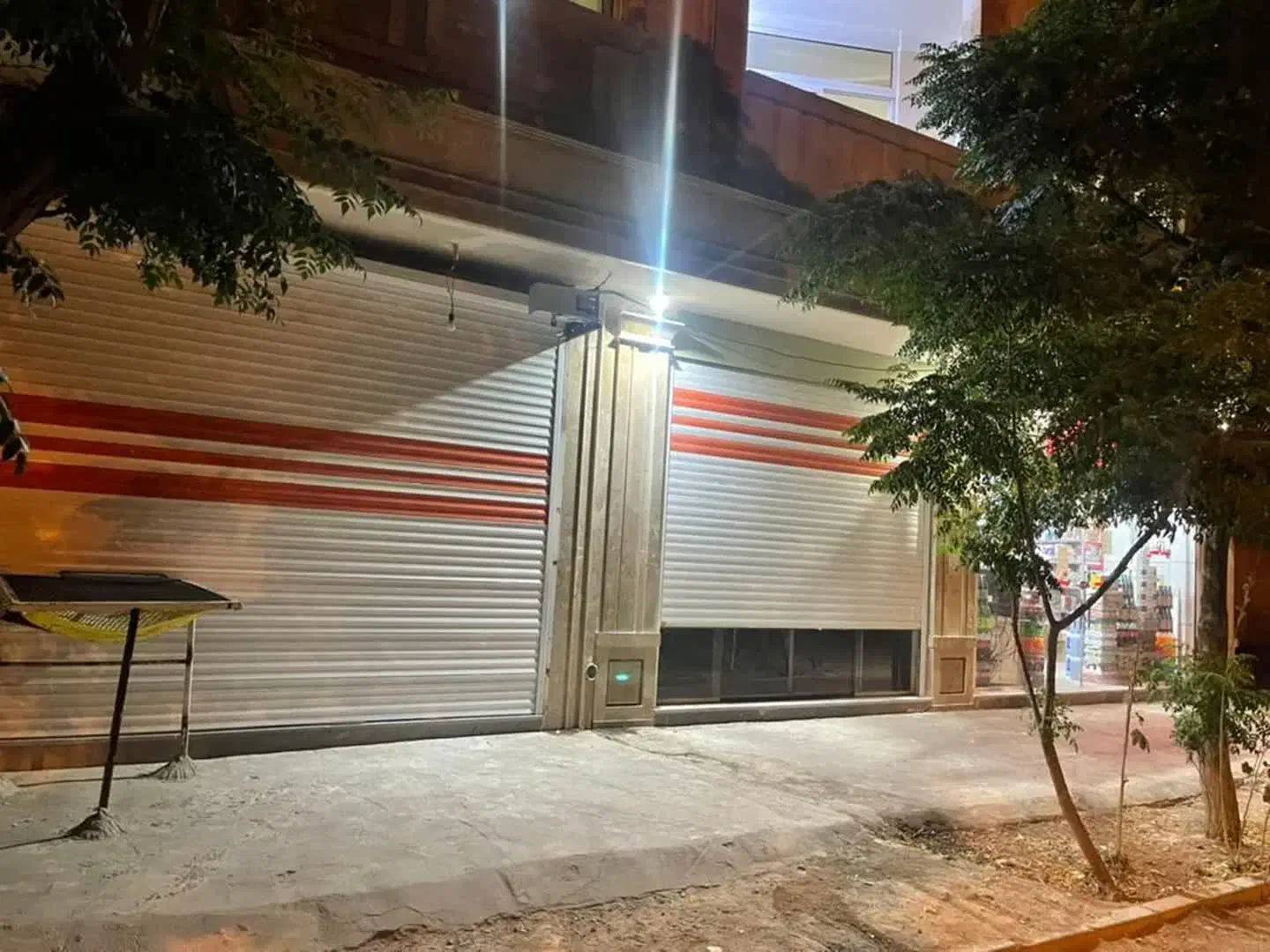 یک باب مغازه ۳۵ متر|اجارهٔ مغازه و غرفه|شاهینشهر, خانه کارگر|دیوار