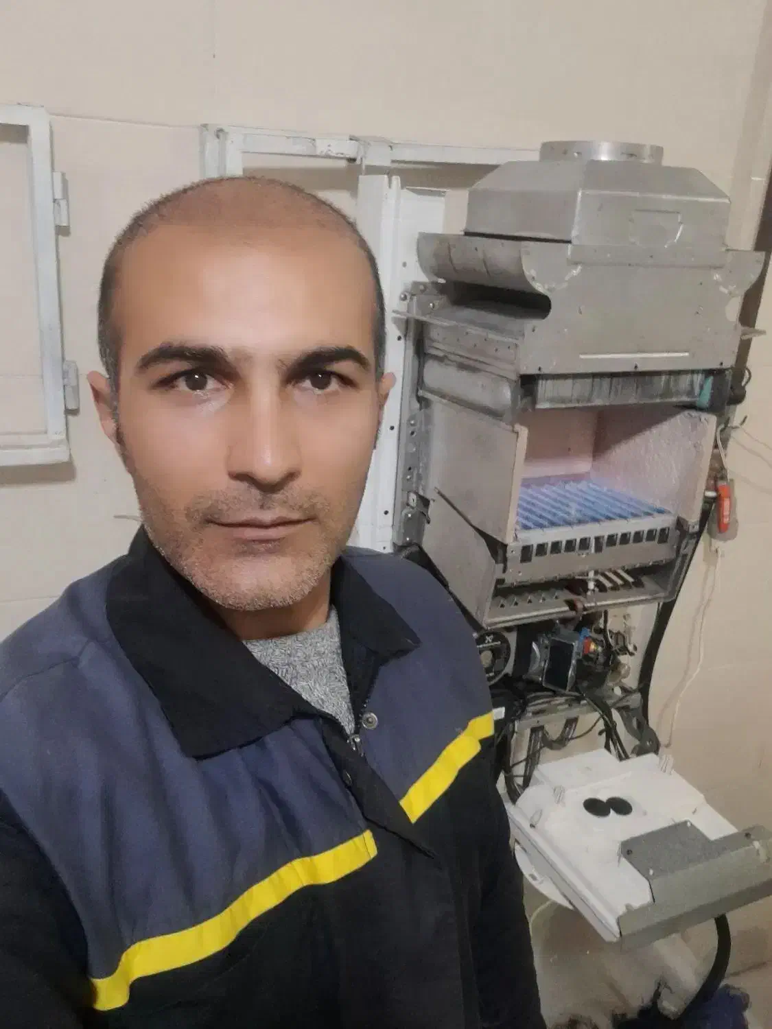 تعمیرات،تعمیرکار ،سرویس و نصب  پکیج دیواری|خدمات پیشه و مهارت|شیراز, ستارخان|دیوار