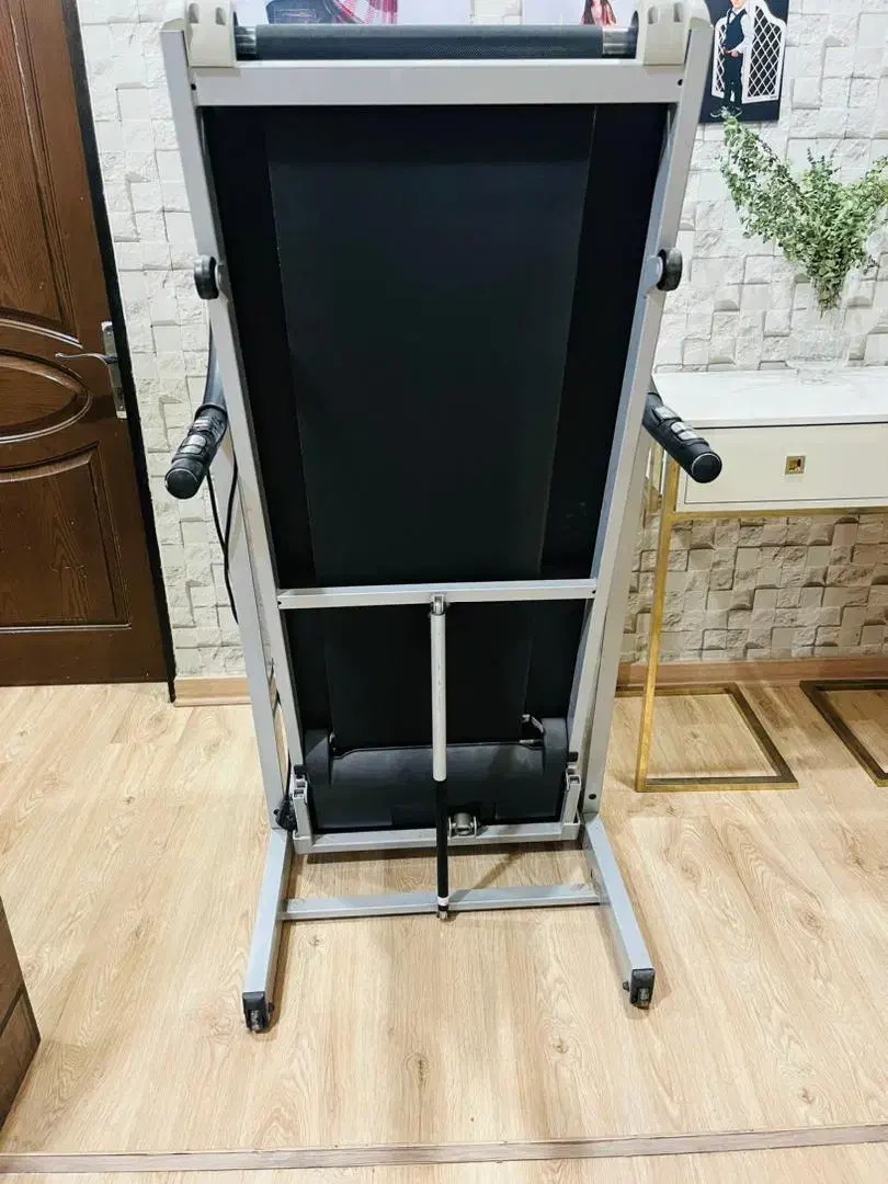 تردمیل خانگی مدل جک اسکر ۱۳۰ کیلو در هادیشهر|تجهیزات ورزشی|جلفا, |دیوار