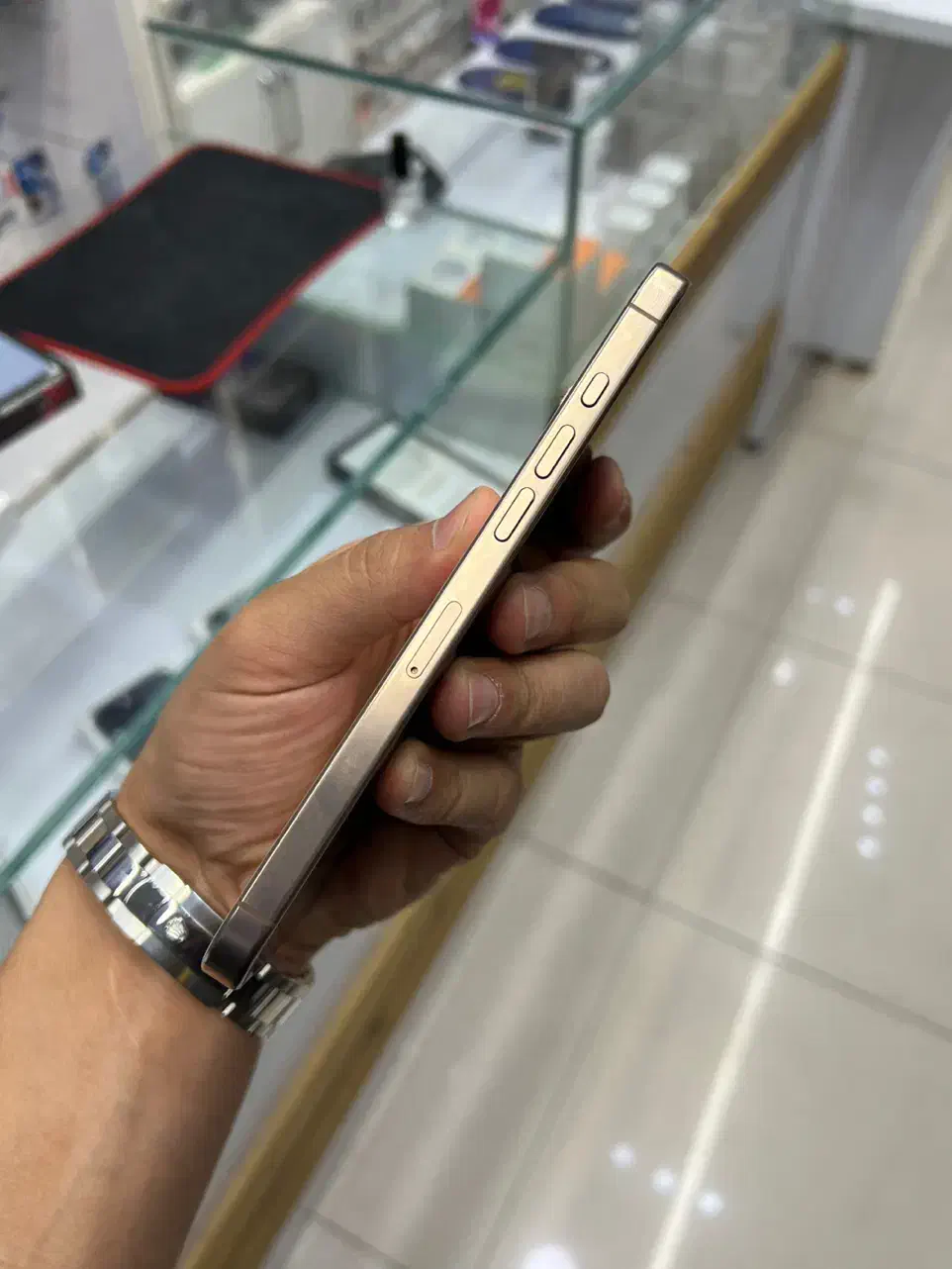 16promax 256/Zaa %95 دیزرت|موبایل|یزد, |دیوار