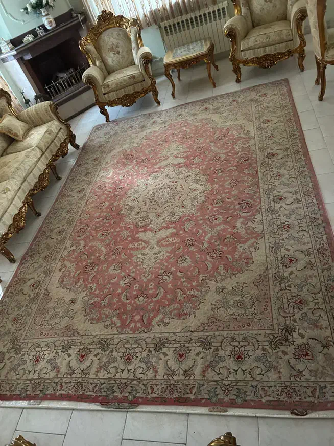 فرش تبریز (شکور تقی زاده) با هولوگرام .۶۰رج|فرش|رشت, منظریه|دیوار