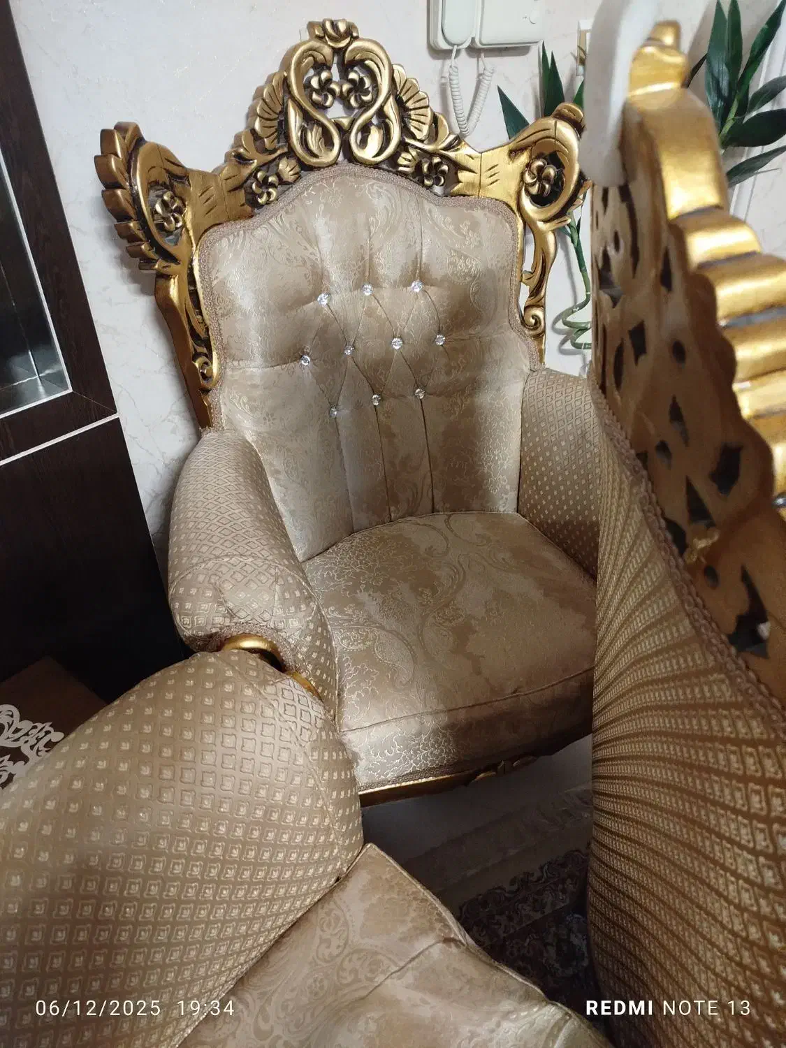 مبلمان استیل طلایی|مبلمان خانگی و میز عسلی|تویسرکان, |دیوار