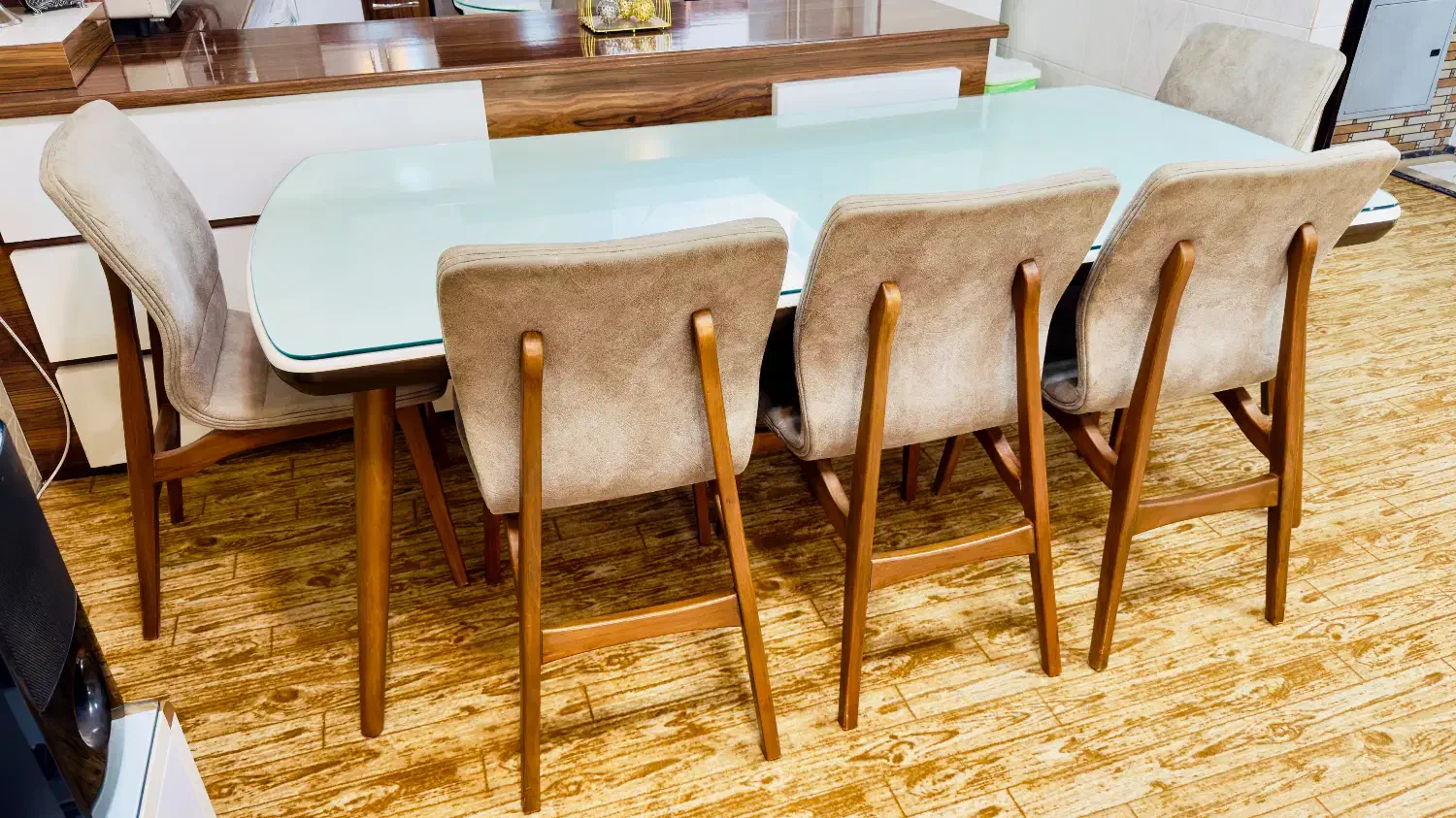 میز ناهار خوری شرکتی با کیفیت|میز و صندلی غذاخوری|شهرکرد, |دیوار