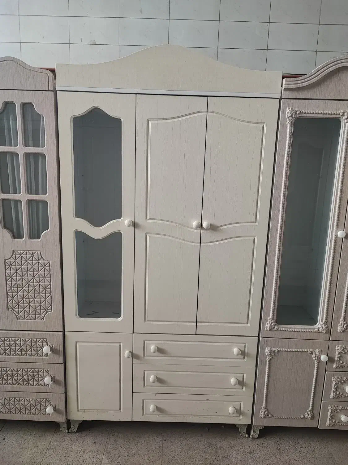 کمد ۳درب عرض۱۰۰ وکیوم سیسمونی کودک نوزاد بچه|تخت و صندلی بچه|مشهد, توس (بلوار توس)|دیوار