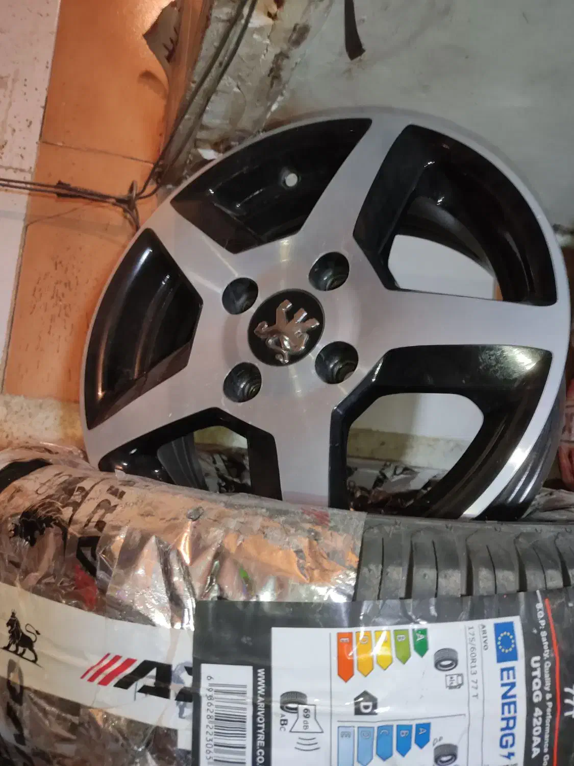 رینگ|قطعات یدکی و لوازم جانبی|روانسر, |دیوار