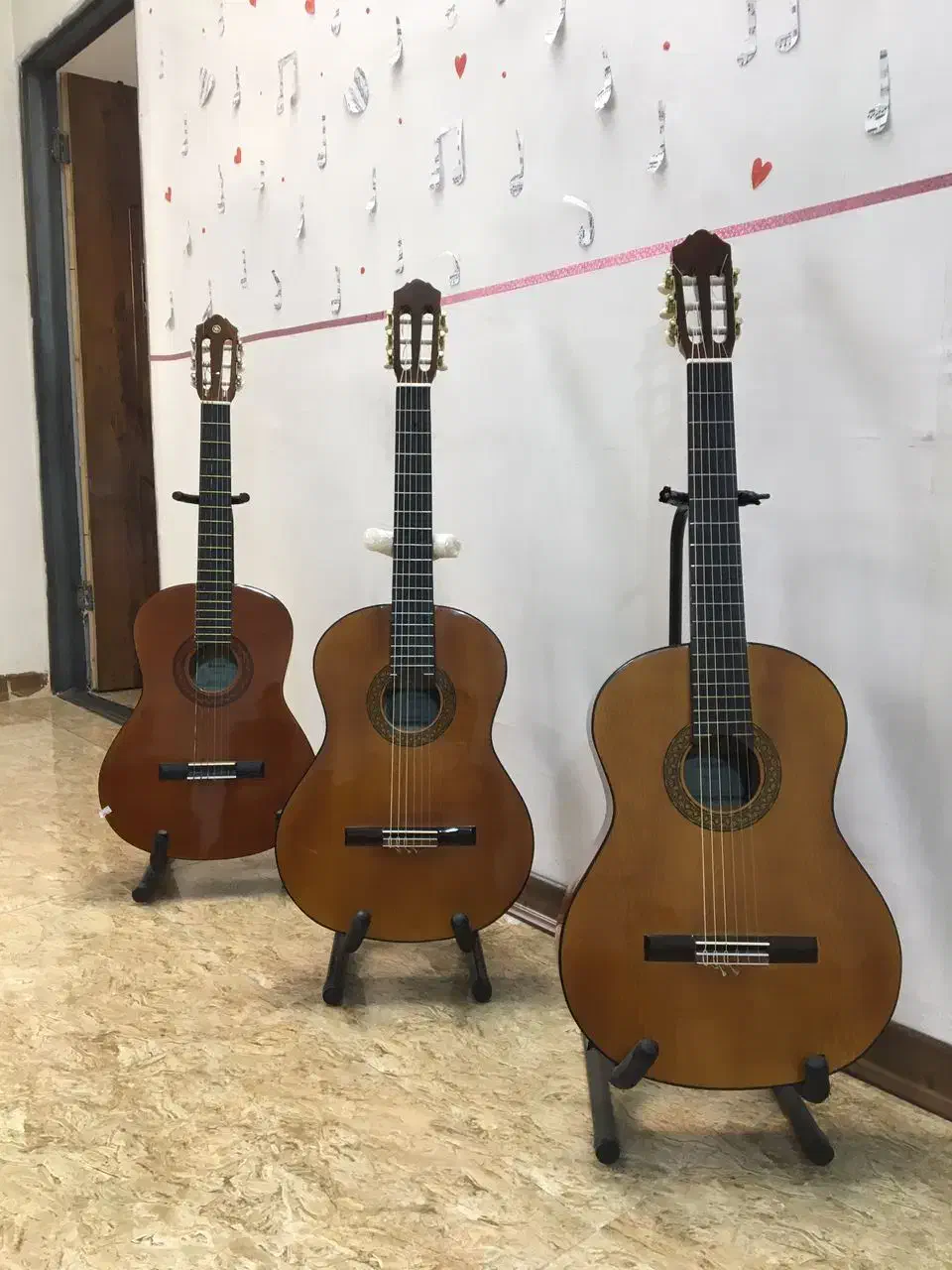 گیتار|گیتار، بیس، امپلیفایر|کرج, برغان|دیوار