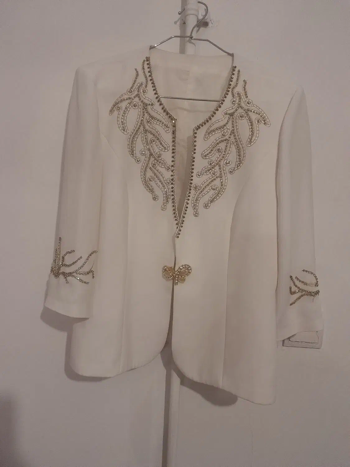 کت مجلسی|لباس|تاکستان, |دیوار